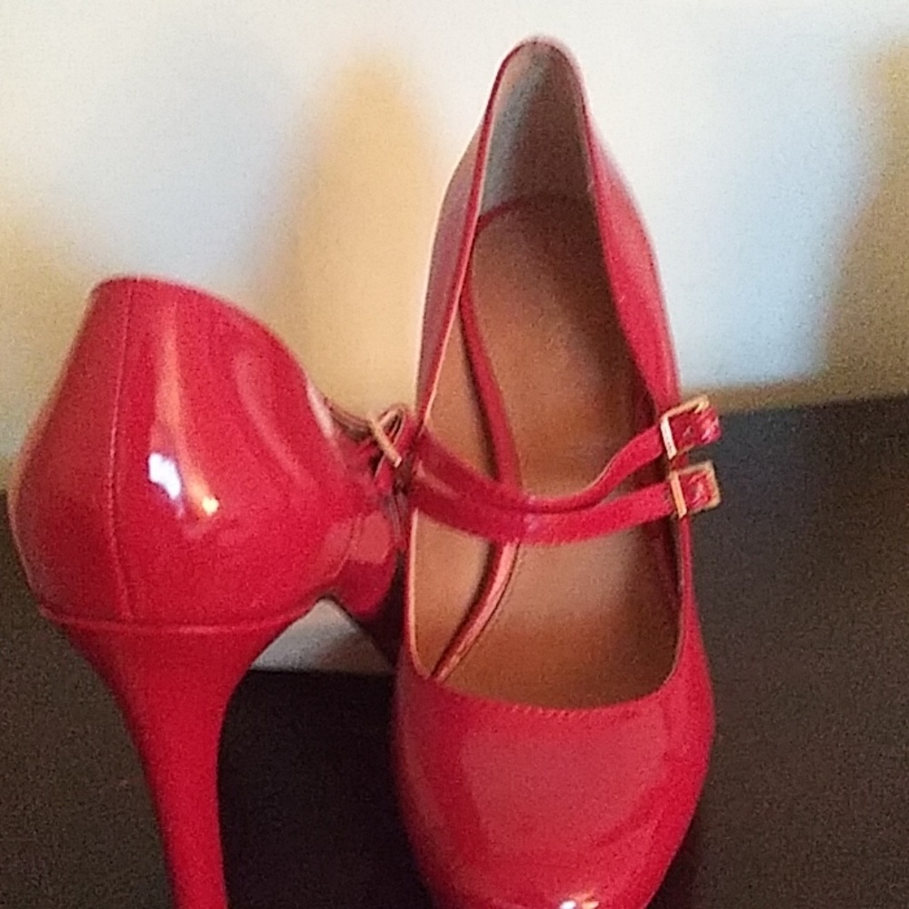 Calvin klein heels